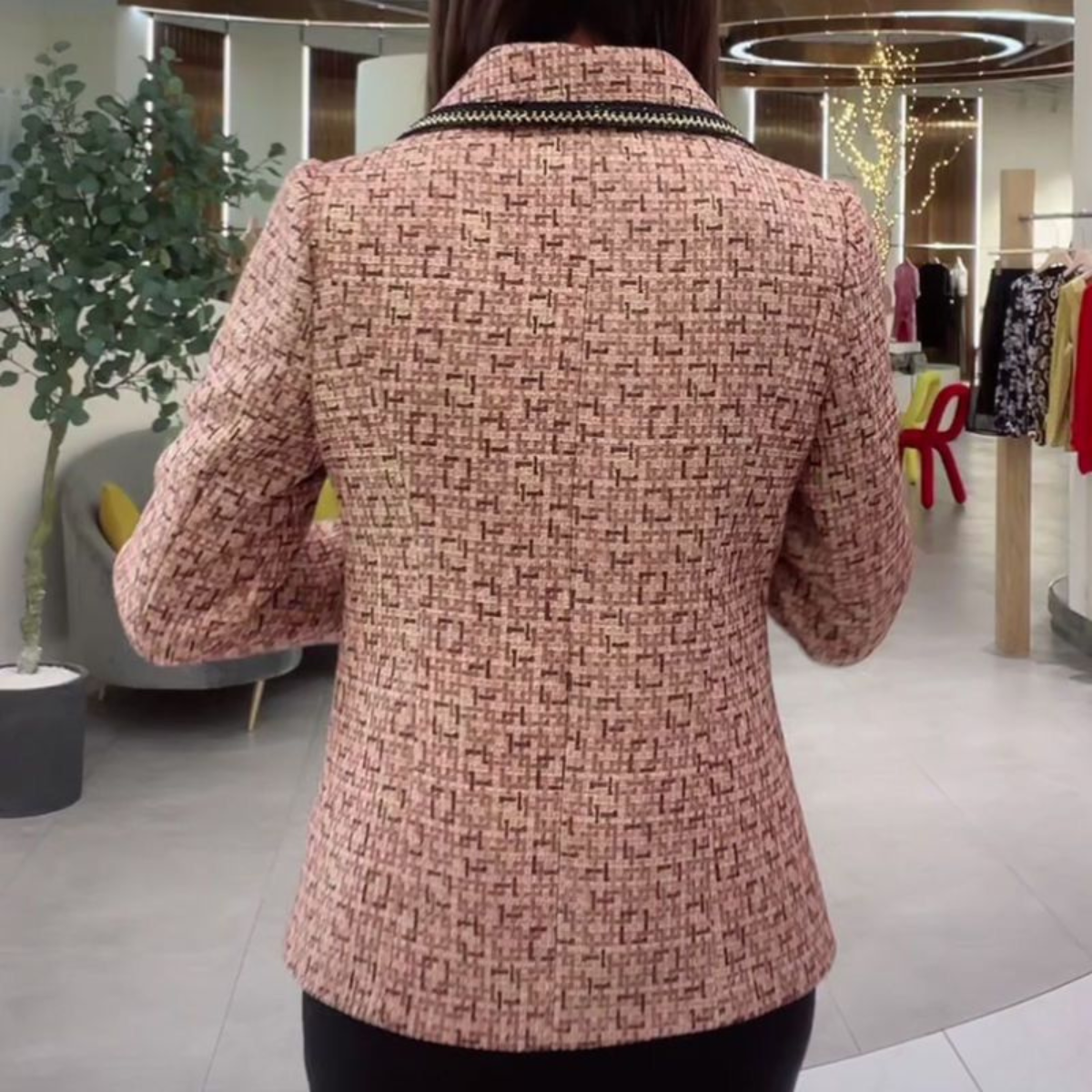 [Llevá 2 Pagá 1] Blazer Femenino Isabella en Tweed Premium (¡Elegancia Atemporal y Terminación Sofisticada!)